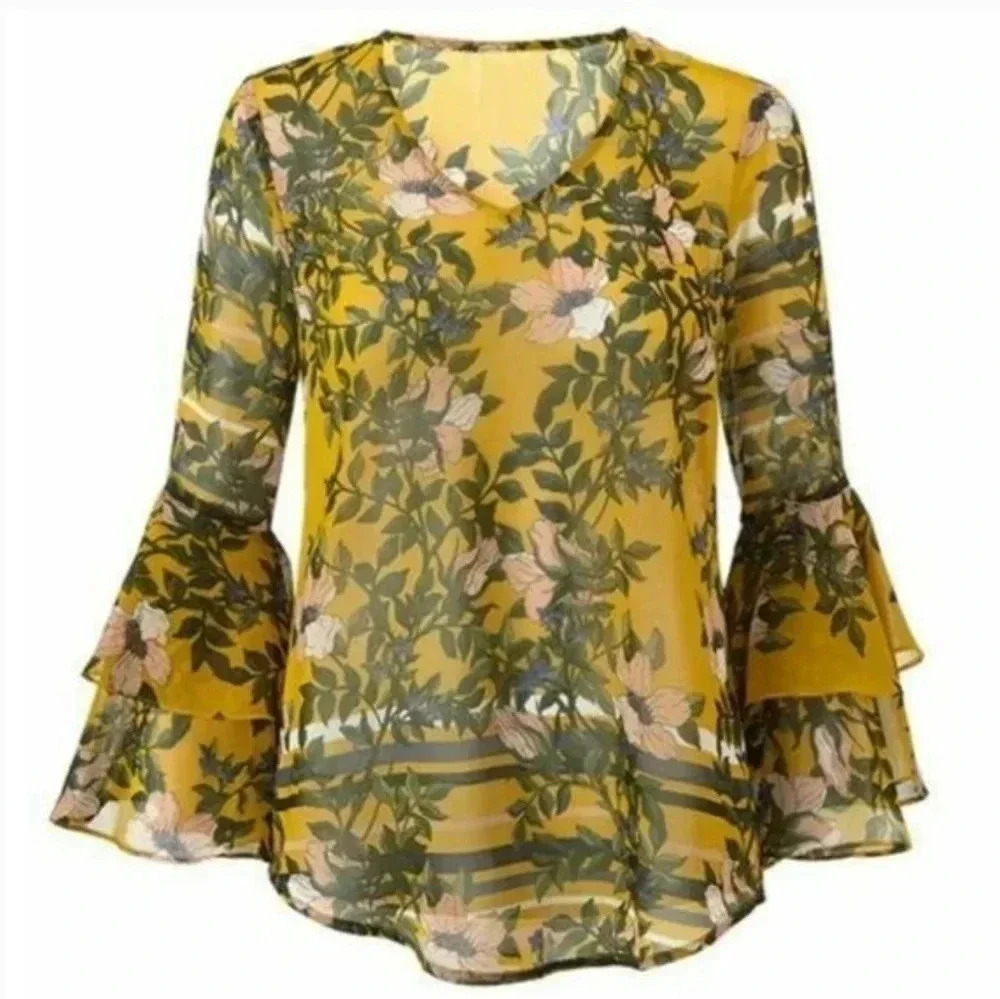 {CAbi} Women Style #5518 Spring Scene Bell Sleeves Blouse - Size Small